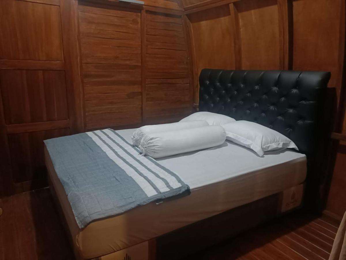 Вілла Wooden House Paseban Богор Екстер'єр фото
